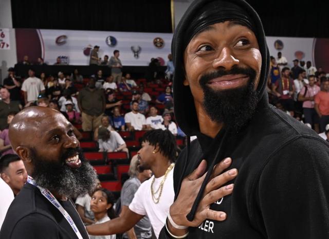 1711435872605099148.jpg GJiOiD_XQAAluBX.jpg